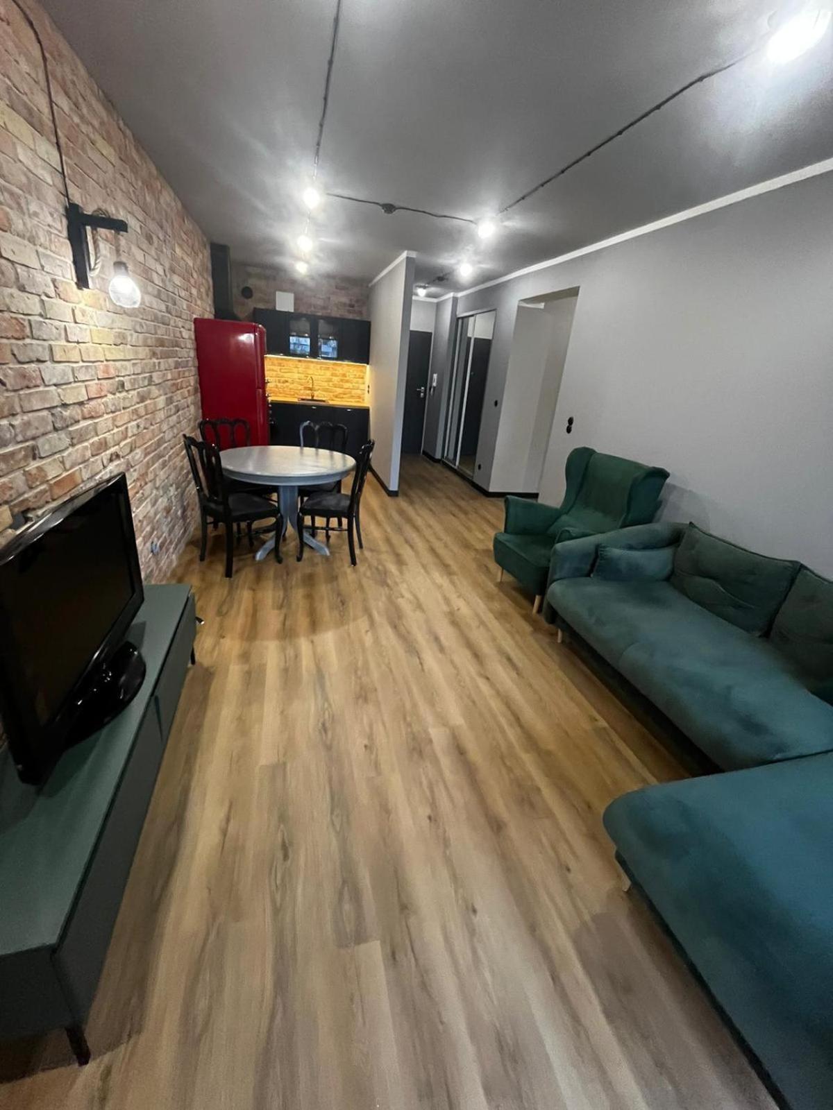 Apartament Z Widokiem Na Stadion Styl Industrialny Jedyny Taki Check In 24 H Poznań Eksteriør billede