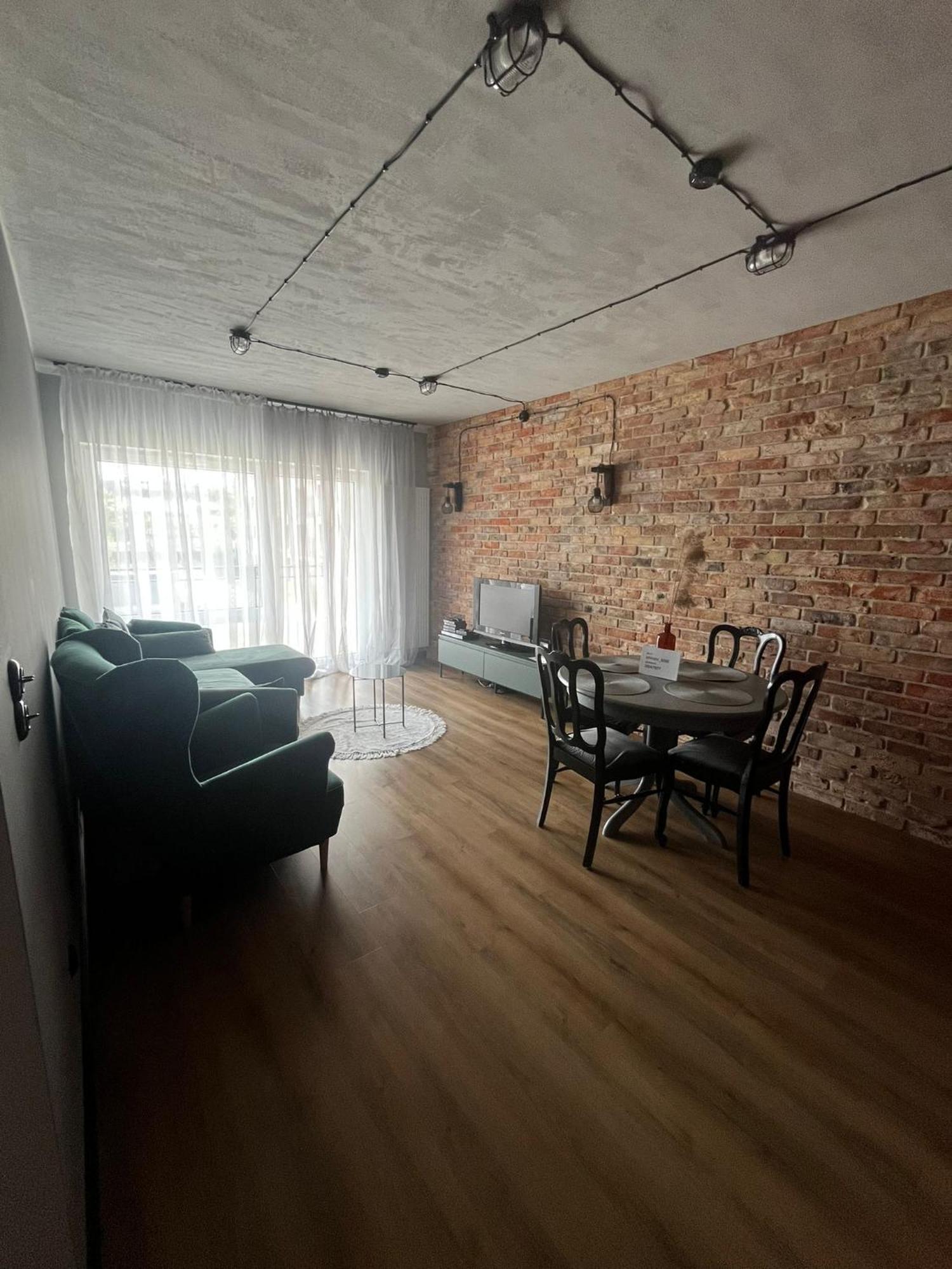 Apartament Z Widokiem Na Stadion Styl Industrialny Jedyny Taki Check In 24 H Poznań Eksteriør billede